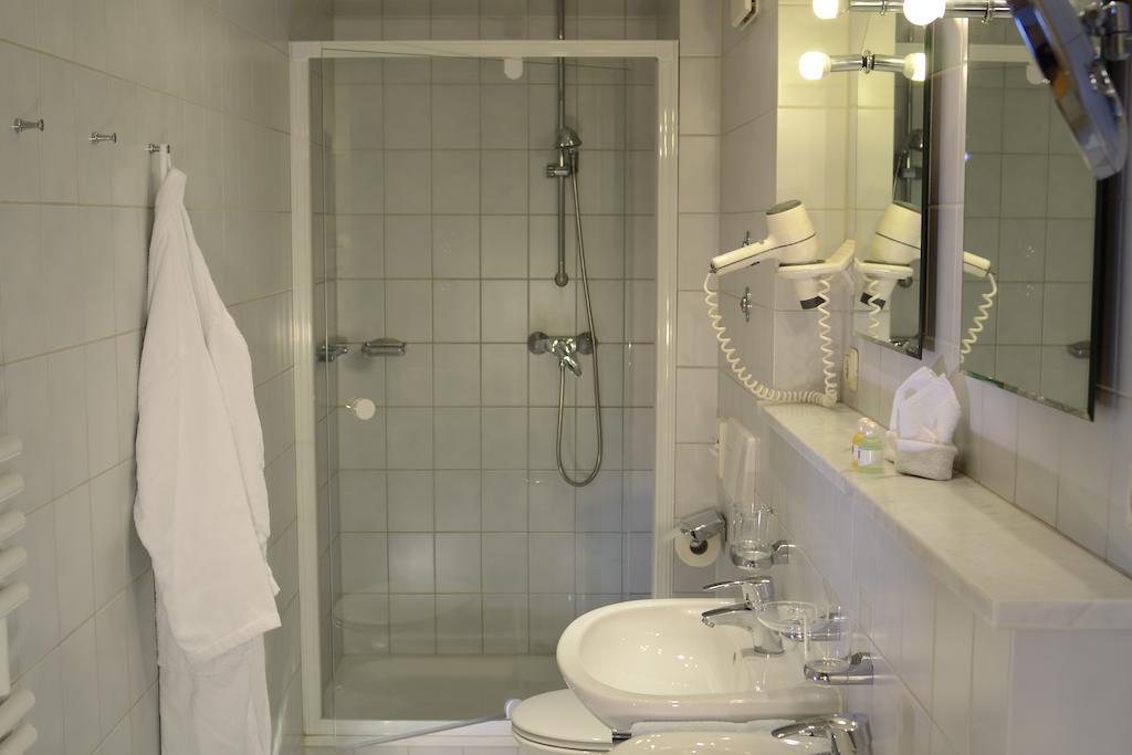 Hotel Am Ostpark Neubiberg Cameră foto